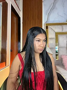 LinnaGardenia online show from January 2026 12:53:02 PM