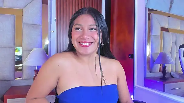 LinnaGardenia online show from January 2026 01:04:02 PM