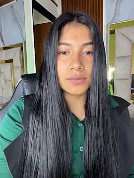 LinnaGardenia online show from March 2026 01:05:01 PM