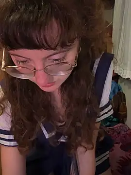 Snapshot of _foxygirl_ chatting on April 2026 07:21:01 PM foxygirl online show from April 2026 07:21:01 PM