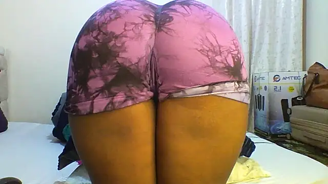 Petitiebooty online show from February 2026 06:54:02 AM