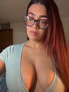 kathii95 online show from May 2026 01:35:02 AM