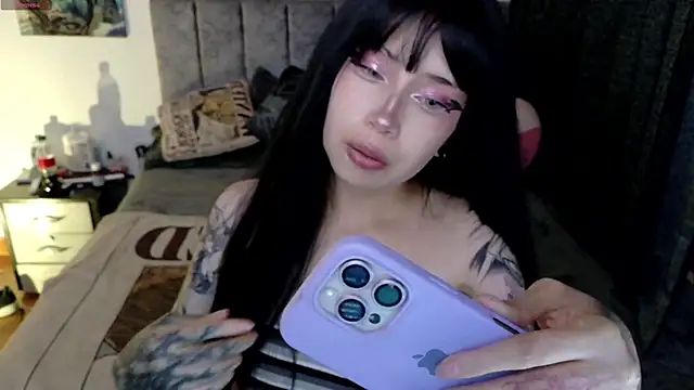 Snapshot of Inori_08 chatting on October 2025 01:38:02 AM Inori 08 online show from October 2025 01:38:02 AM