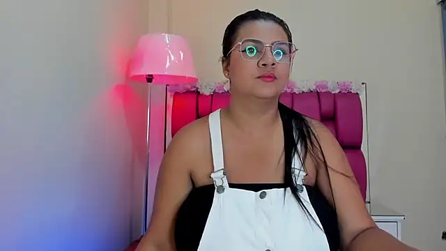 Snapshot of Gabriela_Brown chatting on January 2025 03:11:01 PM Gabriela Brown online show from January 2025 03:11:01 PM