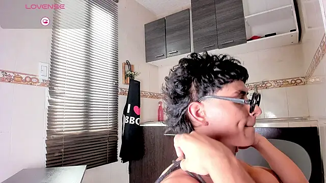 Jhonny-Blake online show from July 2026 08:26:02 PM