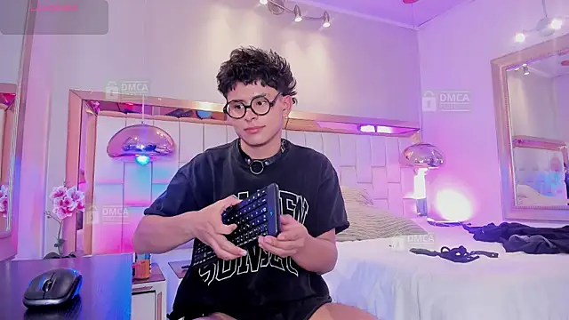 Jhonny-Blake online show from May 2026 08:02:01 PM