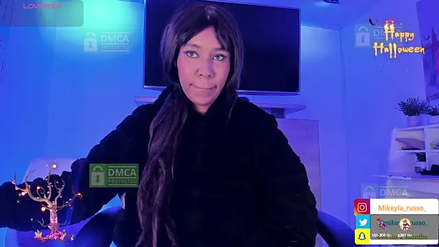 Mikeyla-Russo online show from October 2025 09:04:02 PM