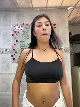 Snapshot of Alanna_atm_ chatting on February 2025 06:27:02 PM Alanna atm online show from February 2025 06:27:02 PM