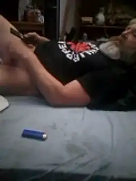 iambradz online show from November 2025 05:58:02 PM