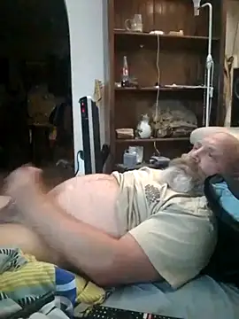 iambradz online show from December 2025 03:24:01 PM