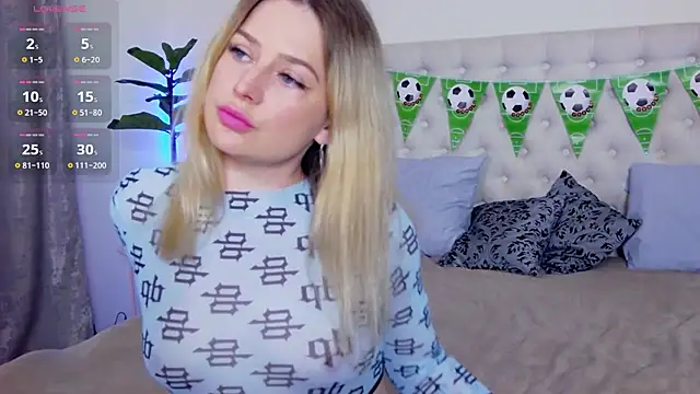 TamarraFox online show from July 2026 12:21:01 AM