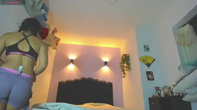 Snapshot of Sofia_Clauss_ chatting on June 2026 04:51:01 AM Sofia Clauss online show from June 2026 04:51:01 AM