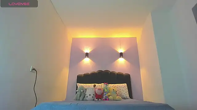 Snapshot of Sofia_Clauss_ chatting on November 2025 02:15:02 AM Sofia Clauss online show from November 2025 02:15:02 AM