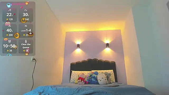 Snapshot of Sofia_Clauss_ chatting on December 2025 12:01:02 AM Sofia Clauss online show from December 2025 12:01:02 AM