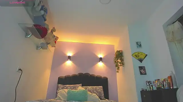 Snapshot of Sofia_Clauss_ chatting on June 2026 05:05:01 AM Sofia Clauss online show from June 2026 05:05:01 AM