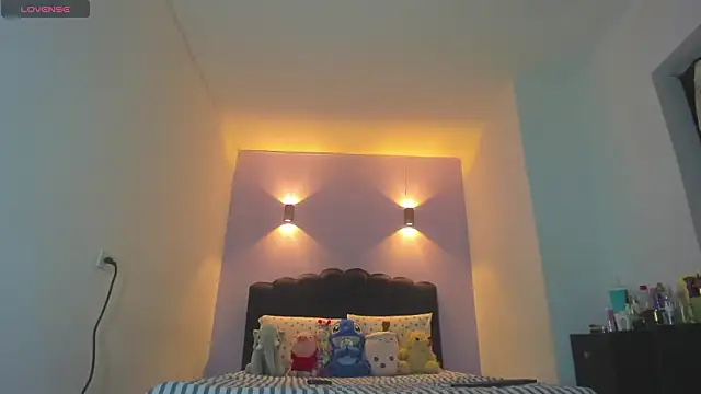 Sofia Clauss  online show from March 2026 04:39:02 AM