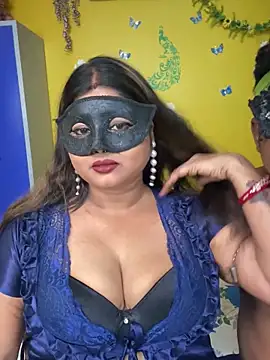 Snapshot of OrgsmMust chatting on October 2025 06:52:01 PM OrgsmMust online show from October 2025 06:52:01 PM