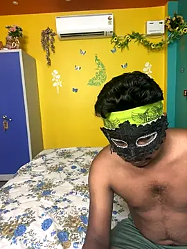 Snapshot of OrgsmMust chatting on October 2025 06:32:02 PM OrgsmMust online show from October 2025 06:32:02 PM