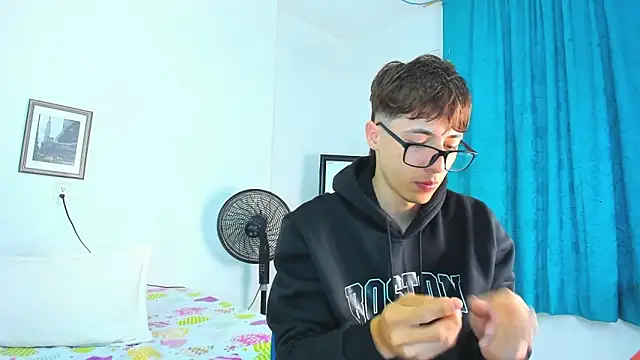 AlessandroDybala online show from April 2026 12:10:01 PM