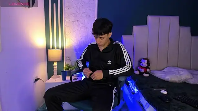AlessandroDybala online show from February 2025 12:16:02 PM