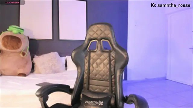 Snapshot of Leyli_Doll chatting on October 2025 09:26:01 PM Leyli Doll online show from October 2025 09:26:01 PM