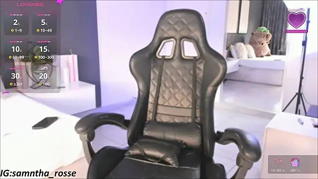 Snapshot of Leyli_Doll chatting on November 2025 08:46:01 PM Leyli Doll online show from November 2025 08:46:01 PM