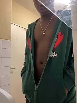 Snapshot of dalton453 chatting on December 2025 12:47:02 AM dalton453 online show from December 2025 12:47:02 AM