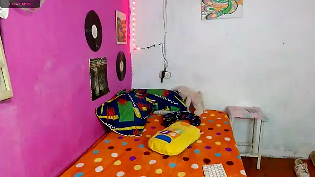 sensitive brunette online show from January 2025 10:13:01 PM