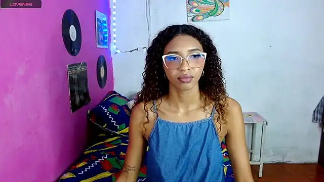 sensitive brunette online show from January 2025 11:38:01 PM