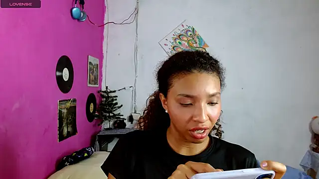 sensitive brunette online show from December 2024 03:51:02 AM