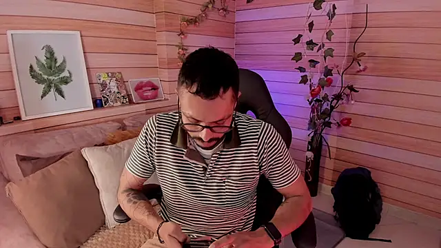 Tom cooper  online show from March 2025 01:01:01 PM