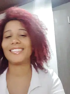 Snapshot of zandra_kiman chatting on October 2025 03:52:01 AM zandra kiman online show from October 2025 03:52:01 AM