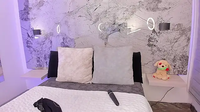 Sofiia-Rubb online show from June 2026 04:23:02 AM