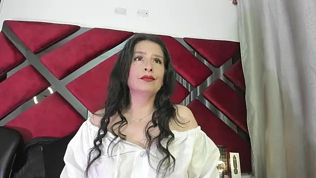 Kendra-Foxxy online show from April 2026 12:13:01 AM