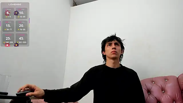 Snapshot of JeanRam18 chatting on September 2025 06:56:01 PM JeanRam18 online show from September 2025 06:56:01 PM