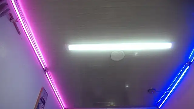 candy lux  online show from February 2026 08:28:01 PM