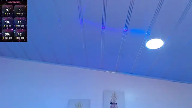 Snapshot of candy_lux_ chatting on May 2026 04:29:02 PM candy lux online show from May 2026 04:29:02 PM