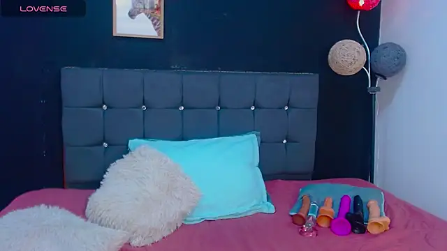 Snapshot of candy_lux_ chatting on November 2025 06:52:01 PM candy lux online show from November 2025 06:52:01 PM