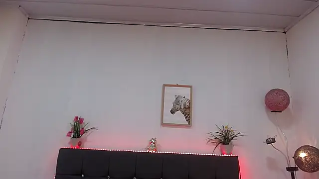 candy lux  online show from July 2026 07:10:01 PM
