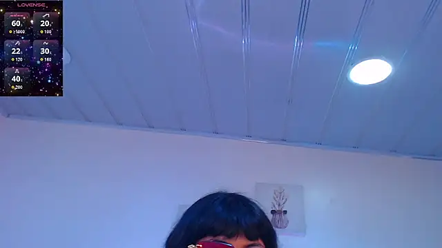 Snapshot of candy_lux_ chatting on May 2026 01:31:02 PM candy lux online show from May 2026 01:31:02 PM