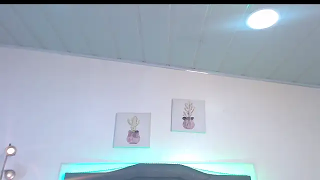 Snapshot of candy_lux_ chatting on November 2025 07:36:01 PM candy lux online show from November 2025 07:36:01 PM