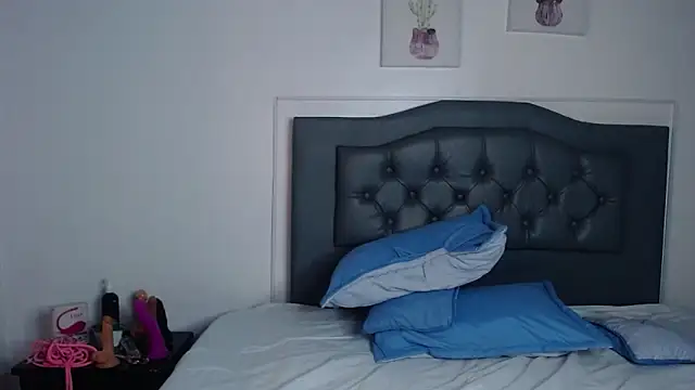 candy lux  online show from March 2025 03:41:02 PM