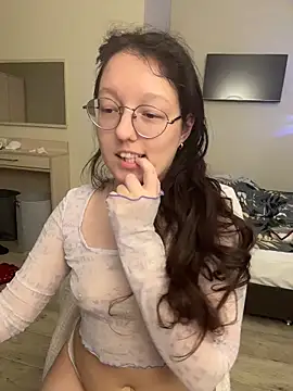 emigooflordXD online show from November 2025 09:02:02 AM