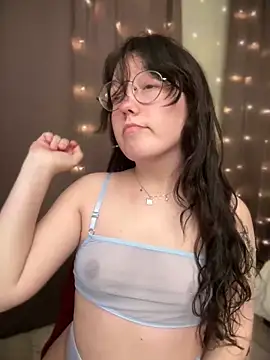 Snapshot of emigooflordXD chatting on January 2025 06:06:01 AM emigooflordXD online show from January 2025 06:06:01 AM
