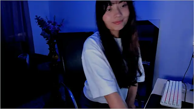 Lauren A online show from October 2025 08:52:01 PM