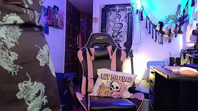 mollyshake1 online show from February 2026 07:27:02 AM