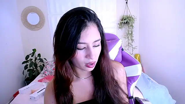nataly red online show from June 2026 07:52:02 PM