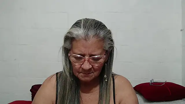 candy mature  online show from October 2025 10:52:02 PM