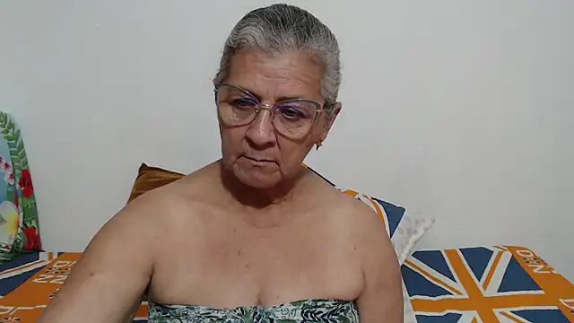 candy mature  online show from March 2026 10:43:02 PM
