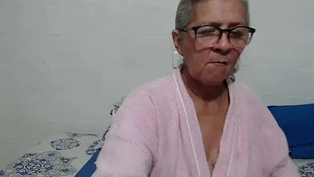 candy mature  online show from November 2025 12:53:02 AM